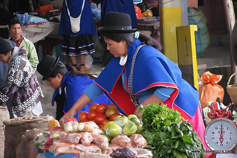From Popayan: Indigenous Farmers Market in Silvia From Popayan: Indigenous Farmers Market Tour (Bilingual)