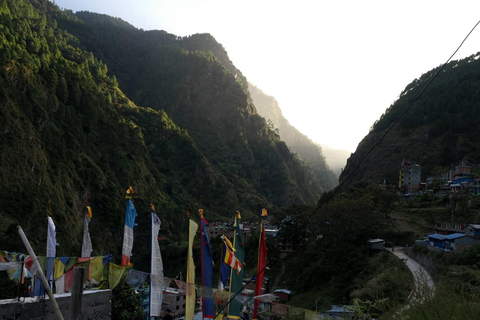Von Kathmandu aus: 7-tägiger Langtang Trek mit Unterkunft