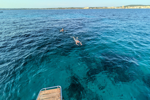 Alghero: Slow Morning Sailing & Swimming Stops (Adults Only) Boat for exclusive use (Adults Only)