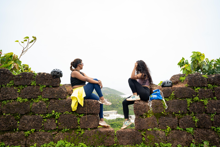 Goa: Vagator Village E-Bike Tour with Chapora Fort Sunset