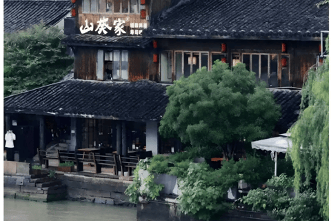 Jinghang Grand Canal Walking Tour Experience