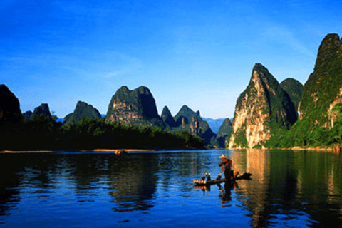 Cruzeiro pelo rio Yangshuo Xingping Li&amp; impressão do show Liusanjiecom jantar