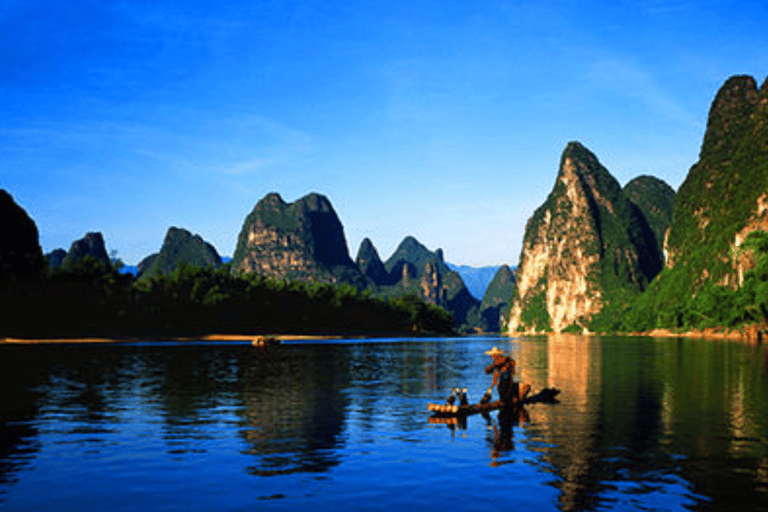 Cruzeiro pelo rio Yangshuo Xingping Li&amp; impressão do show Liusanjiecom jantar