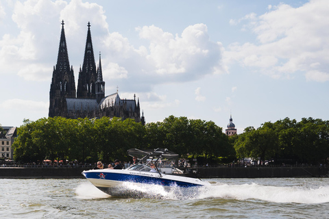 Cologne : Cours d&#039;initiation au bateau à moteur