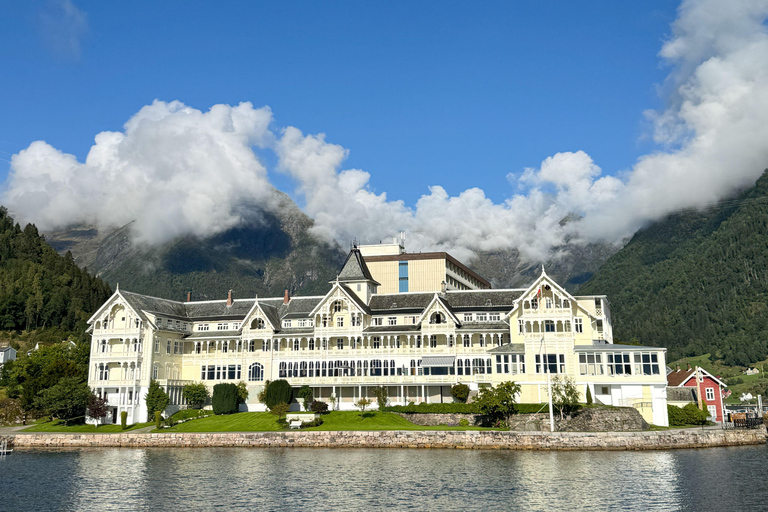 From Flåm: Private 2-Day Cruise to Bergen
