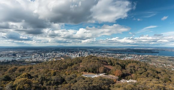 Perth: Highlights private Walking Tour With A Guide