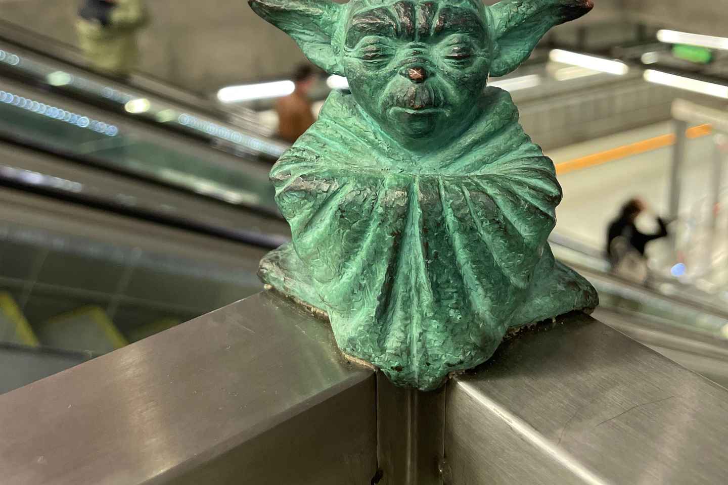 Tiny Sculptures, Big Stories: Kolodko mini statue tour