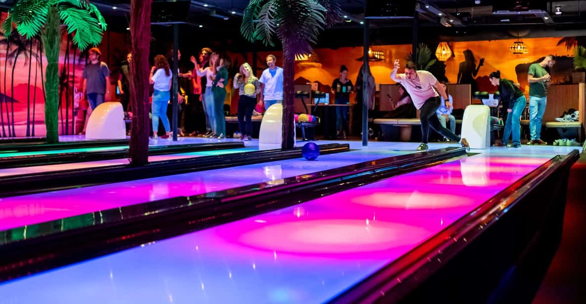 Afbeelding 7 van Amsterdam: LED Bowling Experience