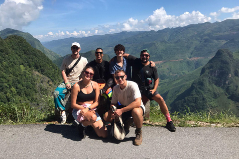 Circuit de luxe de 4 jours à moto à Ha Giang avec Easy Rider