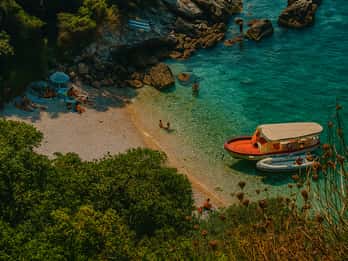 Ulcinj: Spiaggia di Cristallo e Vecchia Ulcinj Tour di un giorno con pranzo