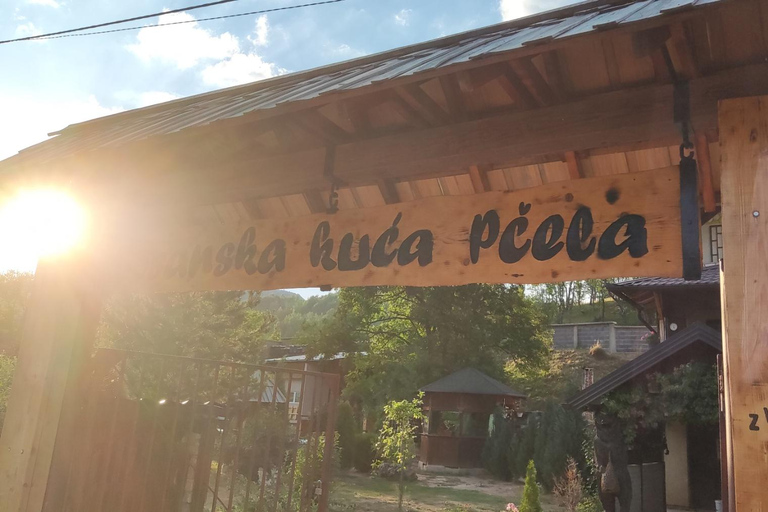From Sarajevo: Treskavica Mountain Hiking Tour with Lunch