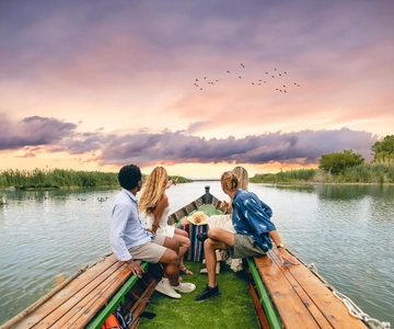 From Valencia: Albufera Day Trip with Boat Tour and Transfer