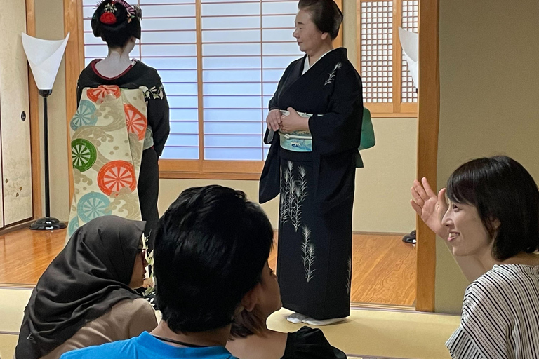 Kyoto: Incontra la geisha maiko con il tour a piedi di Gion