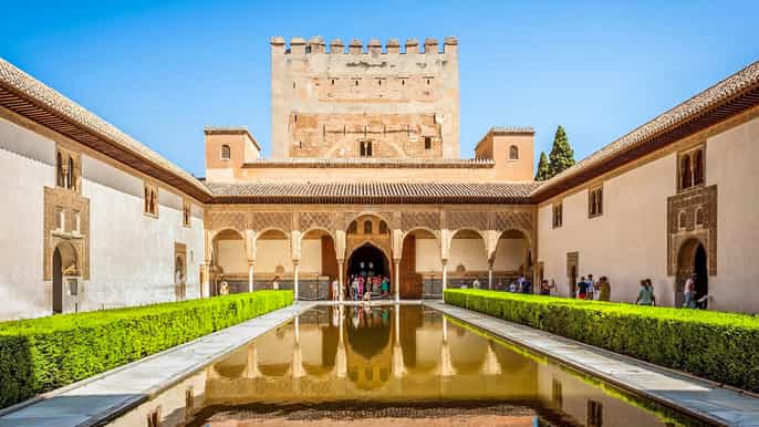 Granada: Alhambra and Nasrid Palaces Entry Ticket