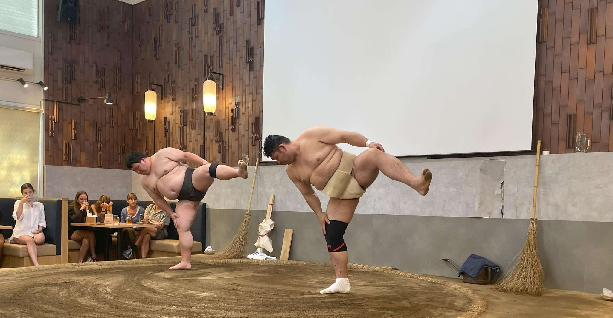 Tokyo: Sumo Show Including Lunch photo 13