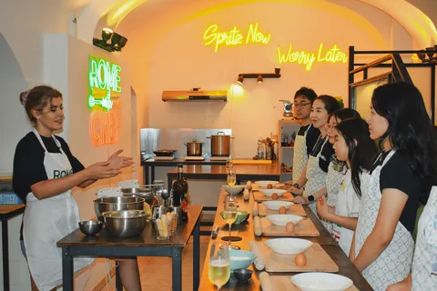 Roma: Corso di cucina sulla pasta e sul tiramisù adatto alle famiglie