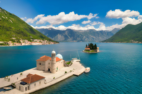 Kotor: Funivia, Perast e tour guidato della Signora delle Rocce