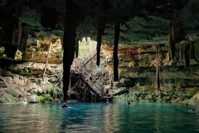 Uxmal och fantastiska cenotes guidad tur med lunch från Mérida