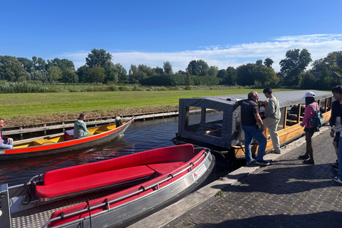 Z Amsterdamu: wycieczka 1-dniowa do Giethoorn z rejsem po kanałach i zwiedzaniem wioski