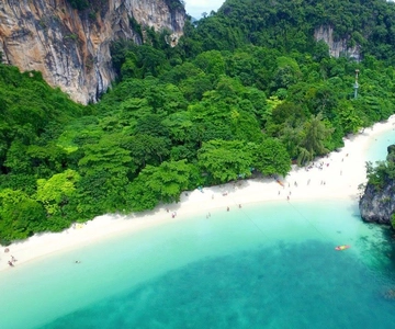 Krabi: Hong Islands Day Tour by Longtail Boat