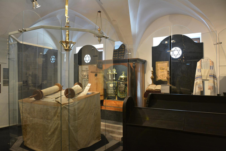 Bratislava: Jewish Heritage Tour with Sereď Holocaust Museum