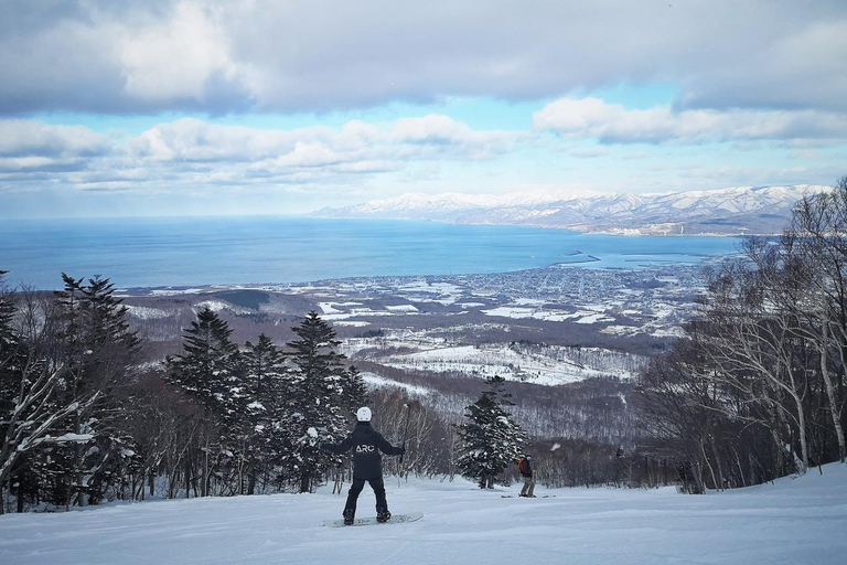 Sapporo: Teine Ski Resort Anfänger Skicamp mit Shuttle Auto