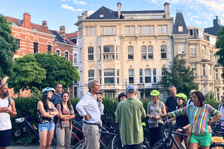 Brussels: Art Nouveau Bike Tour Tour en Français