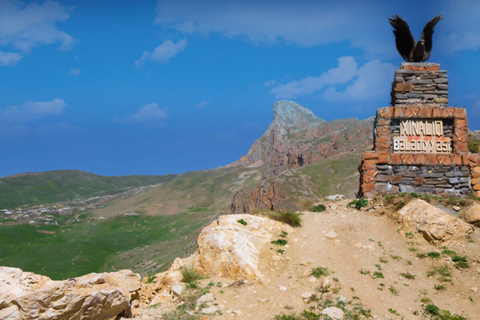 Da Baku: Guba-Khinalig , Escursione di un giorno alla Candy Cane Mountain