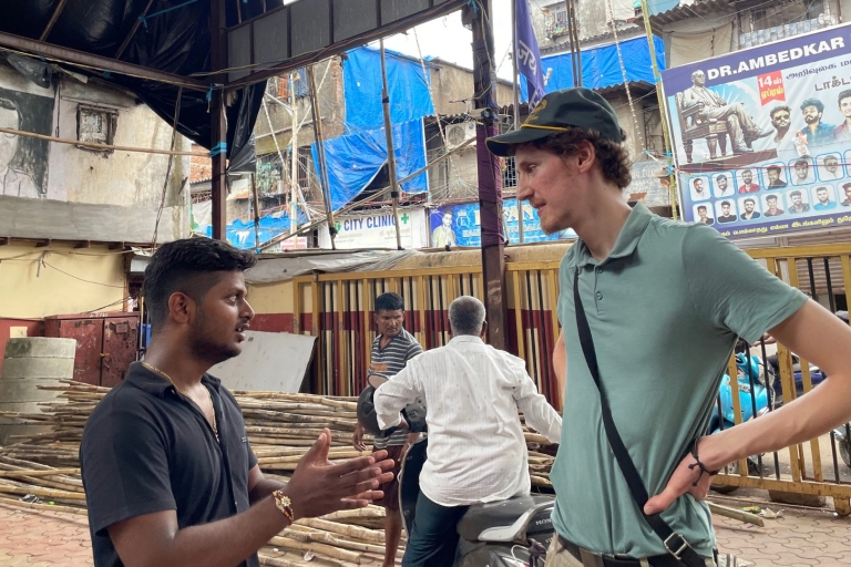 Slum-Tour: Einblicke in die pulsierende Gemeinschaft von DharaviOhne Abholung und Rückgabe