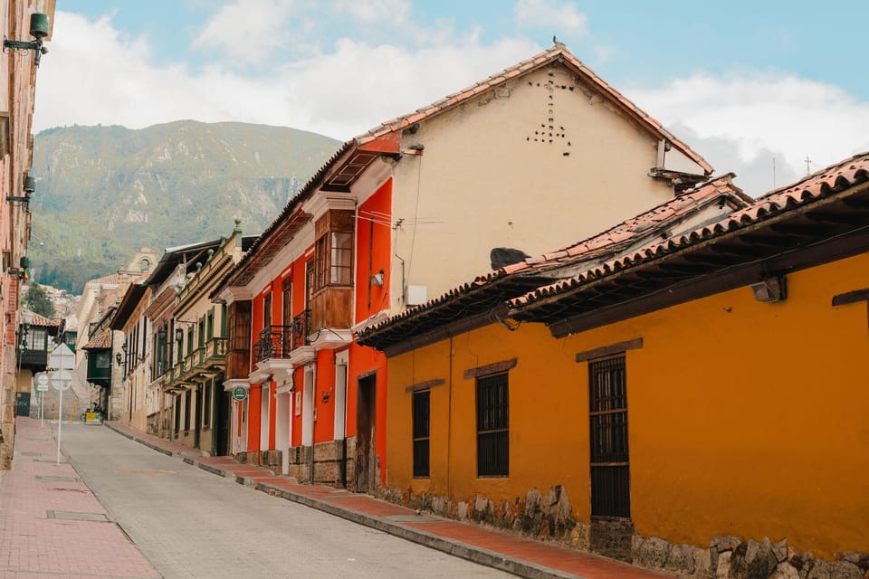 Colagem de mídia