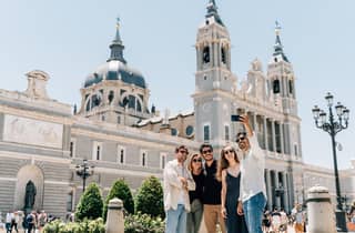 Madrid: Altstadt-Rundgang und private Tour im Königspalast