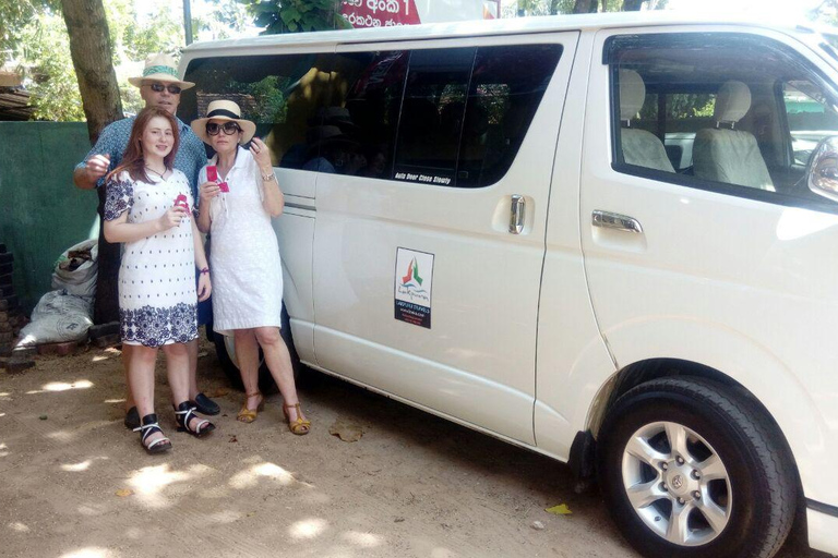 Colombo to Nuwara Eliya Transfer with Rafting in Kitulgala