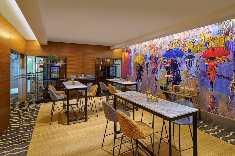 Kuala Lumpur: KLIA Sky Suite Airport Lounge Access Sky Suite Airport Lounge T2 - Dom & Intl Departures