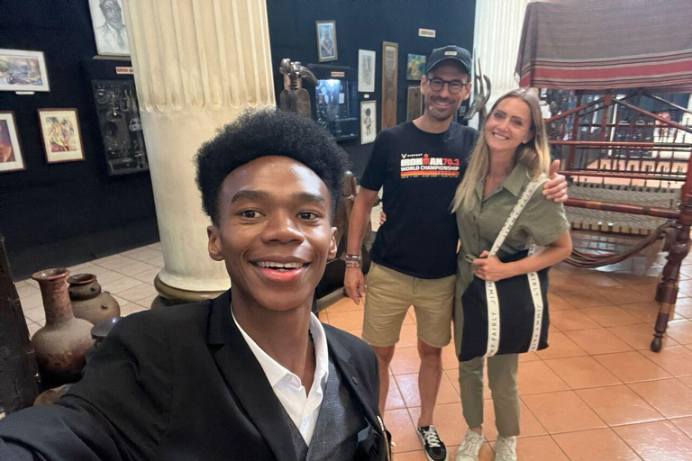 Tour a pie por la ciudad de NairobiNairobi: tour a pie guiado por la cultura y la historia