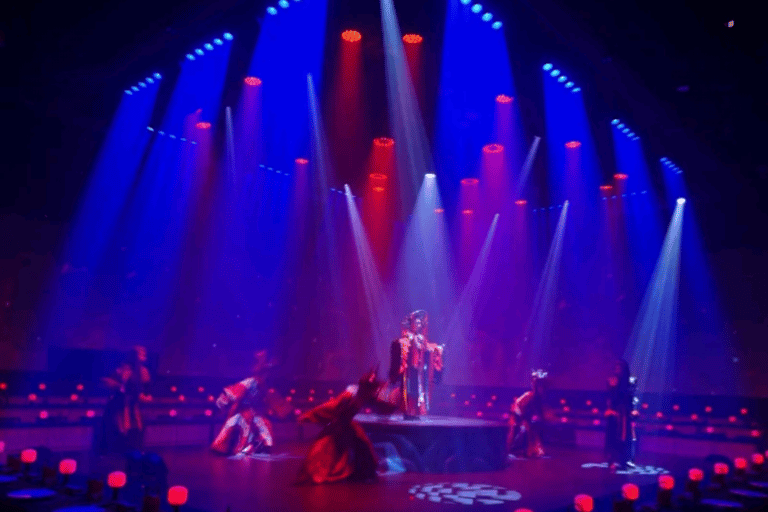 Kunming Jueyan: Immersive Ancient Palace Banquet with Show Costume + Makeup + 4 Retouched Shots + Raw Files (No Meals)