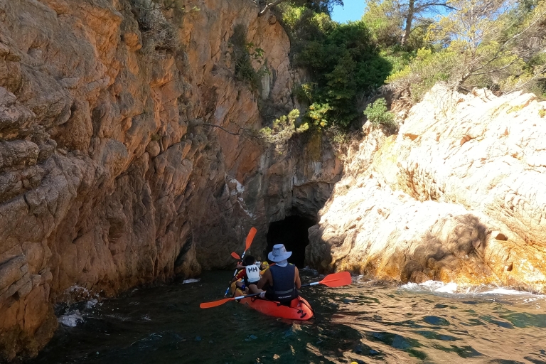 Costa Brava: wycieczka kajakiem i nurkowaniem z lunchem i piwem
