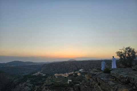 Oman: 8-Day Adventure Muscat, Wahiba Desert & Jebel Akhdar Oman: 8-Day Private Adventure