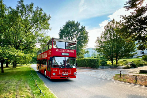 Hamburg: Hop-On Hop-Off Bus with Alster Cruise