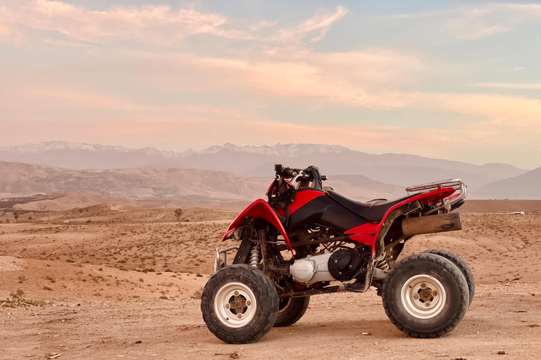 Marrakech: Explore o Deserto Agafay Camel&amp;Quad com Jantar&amp;Show