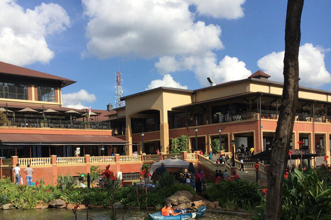 Nairobi: Shopping Malls & Local Shopping Experience