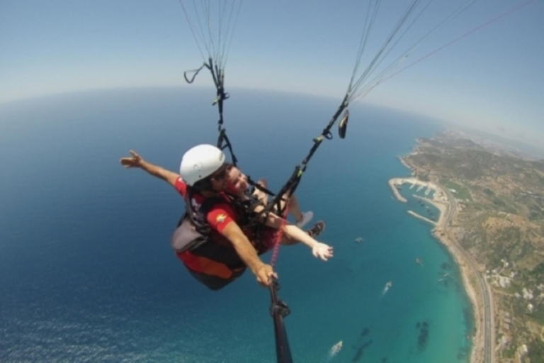 Alanya Paragliding Adventure : Sail the Skies