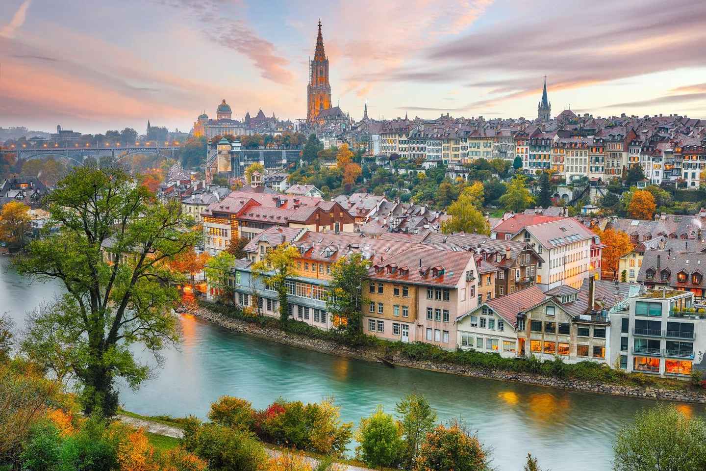 Bern: Chocolate Tasting and Walking Tour with a Local