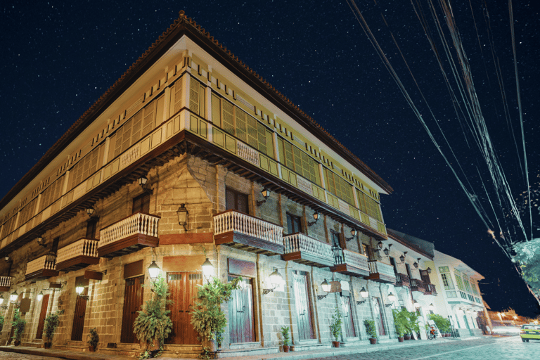 MANILLE : PROMENADE HISTORIQUE EN KALESA À INTRAMUROSVISITE DE KALESA UNIQUEMENT