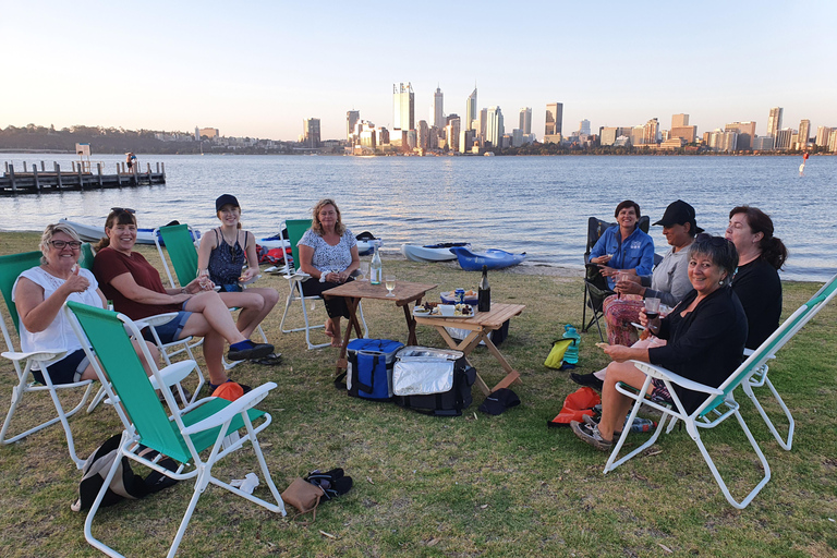珀斯：天鹅河皮划艇之旅，搭配葡萄酒与奶酪