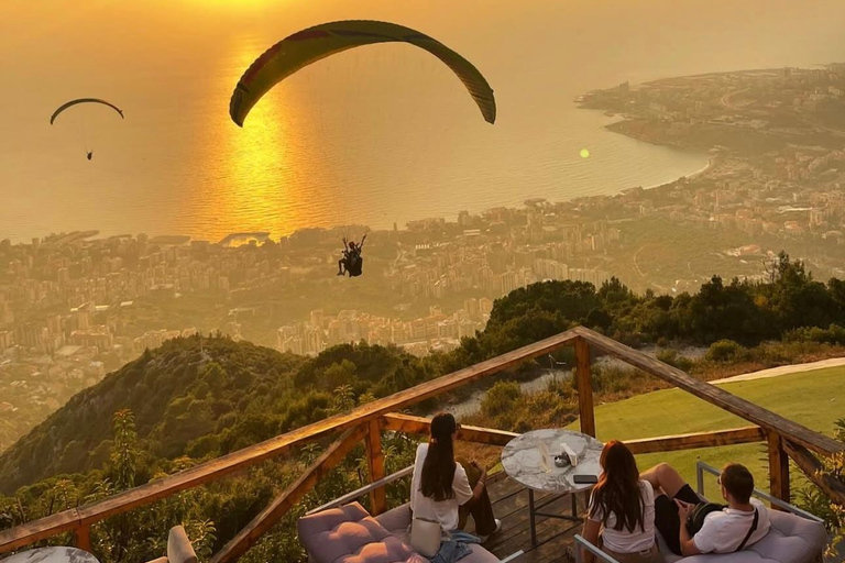 Beirut: Privater Sonnenuntergangs-Roadtrip zu versteckten SchätzenBeirut: Privater Sonnenuntergangs-Roadtrip zu versteckten Juwelen