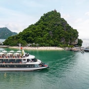 Ha Long Bay: Full-Day Cruise - Buffet, Kayak & Sung Sot Cave Ha Long Bay: Full-Day Cruise - Buffet, Kayak & Sung Sot Cave