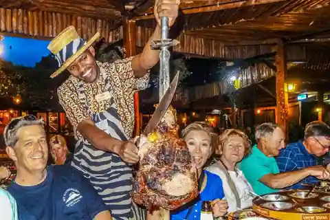 Nairobi: Pranzo o cena al ristorante Carnivore