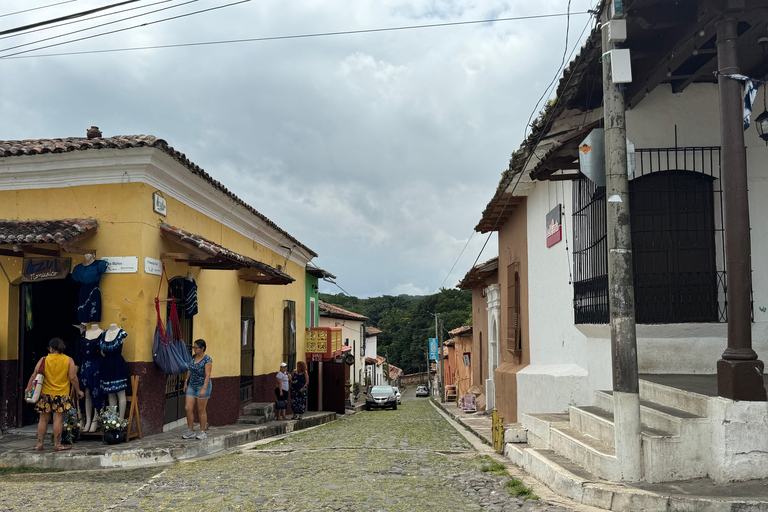 San Salvador: wycieczka do Suchitoto i historycznego centrum miasta