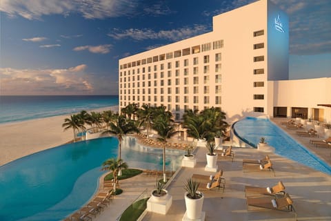 Private Transfer from CUN Airport to Le Blanc Spa Resort