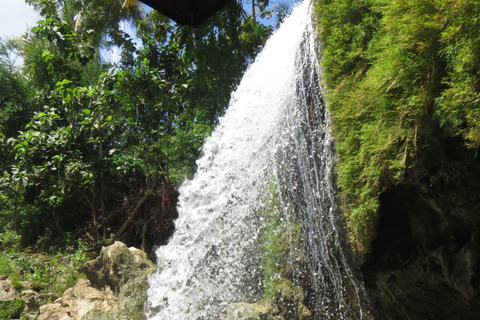 GROTTE DE JOMBLANG ET GROTTE DE PINDUL RIVIÈRE EN TUBING